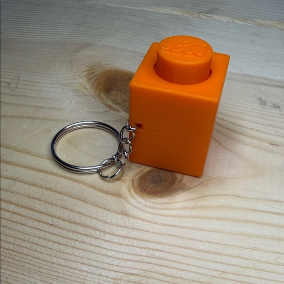 LEGO Clicker Keychain - Picture 4 of 4